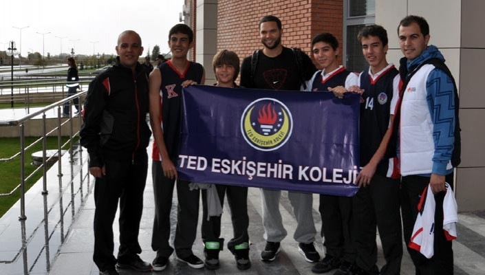 Eskişehir’de Takımımıza Yoğun İlgi